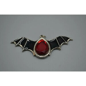 3/$30! Bat Wing Pendant Enameled Metal w/ Tear Drop Red Stone JPL 2007 Halloween